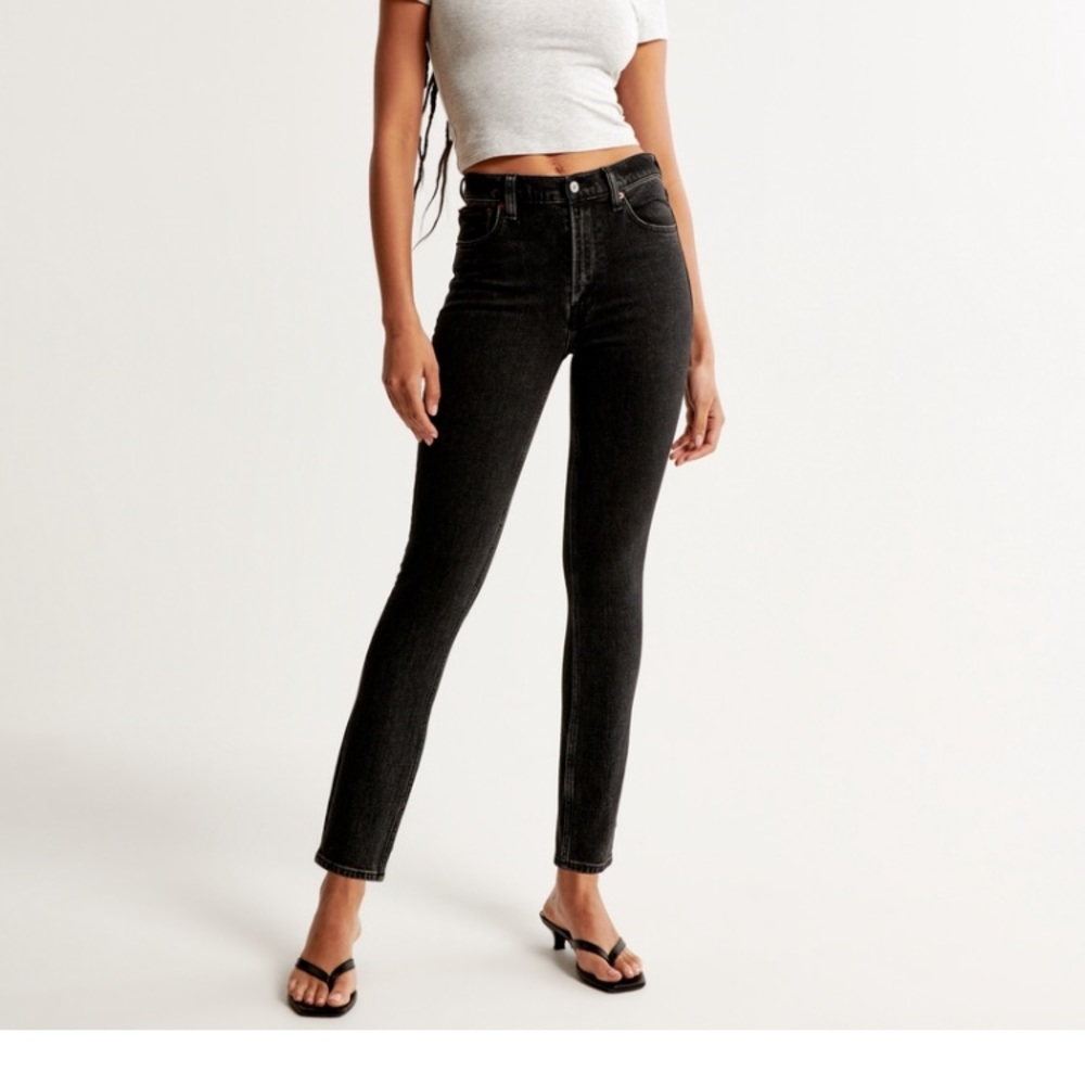 NEW Abercrombie high rise skinny jeans